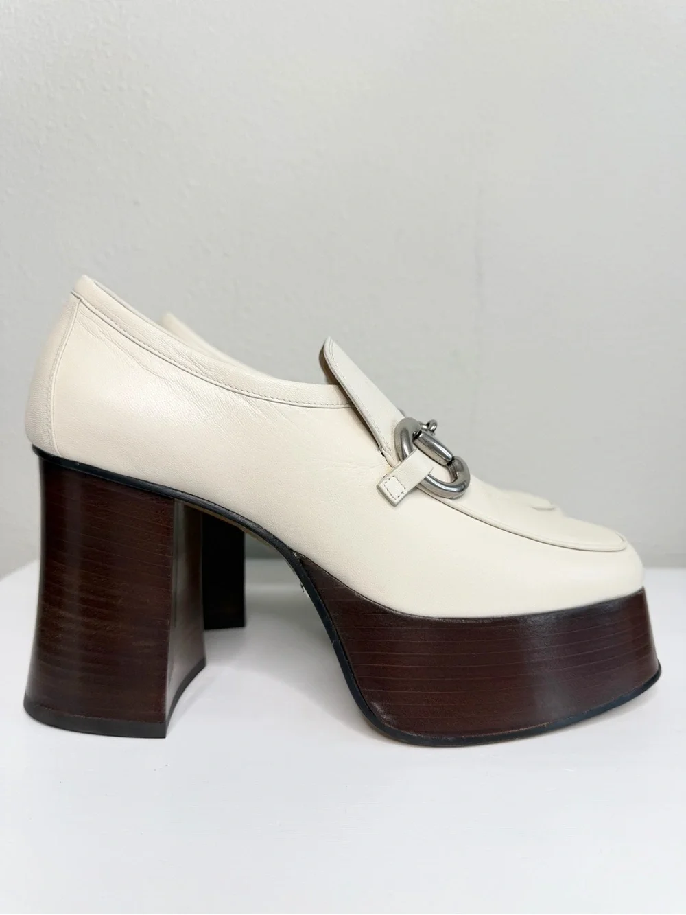 Gucci Malaga Kid Horsebit Platform Loafers In Mystic White / Ivory Size 37.5